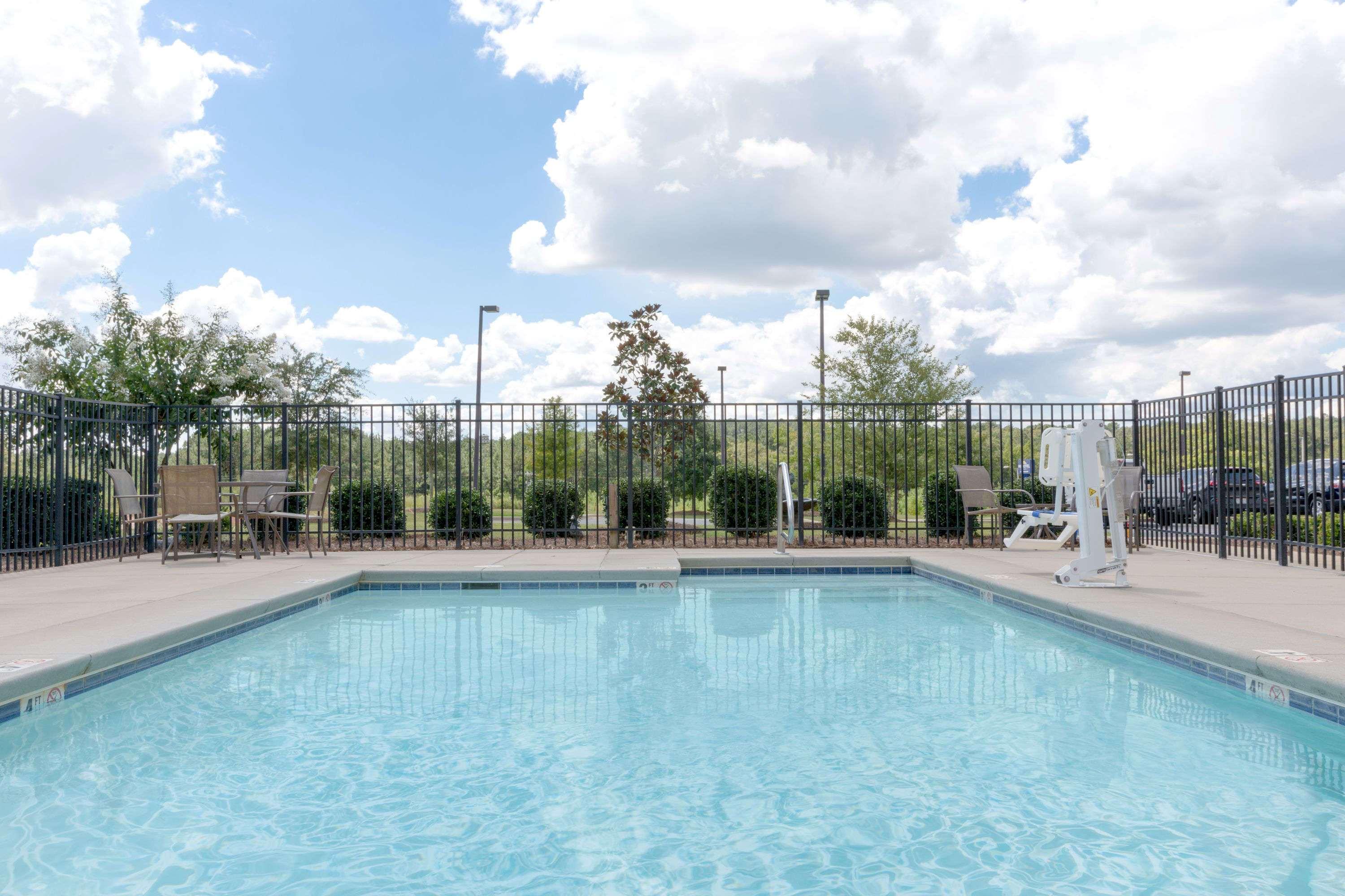 Microtel Inn & Suites By Wyndham Ozark Exterior foto